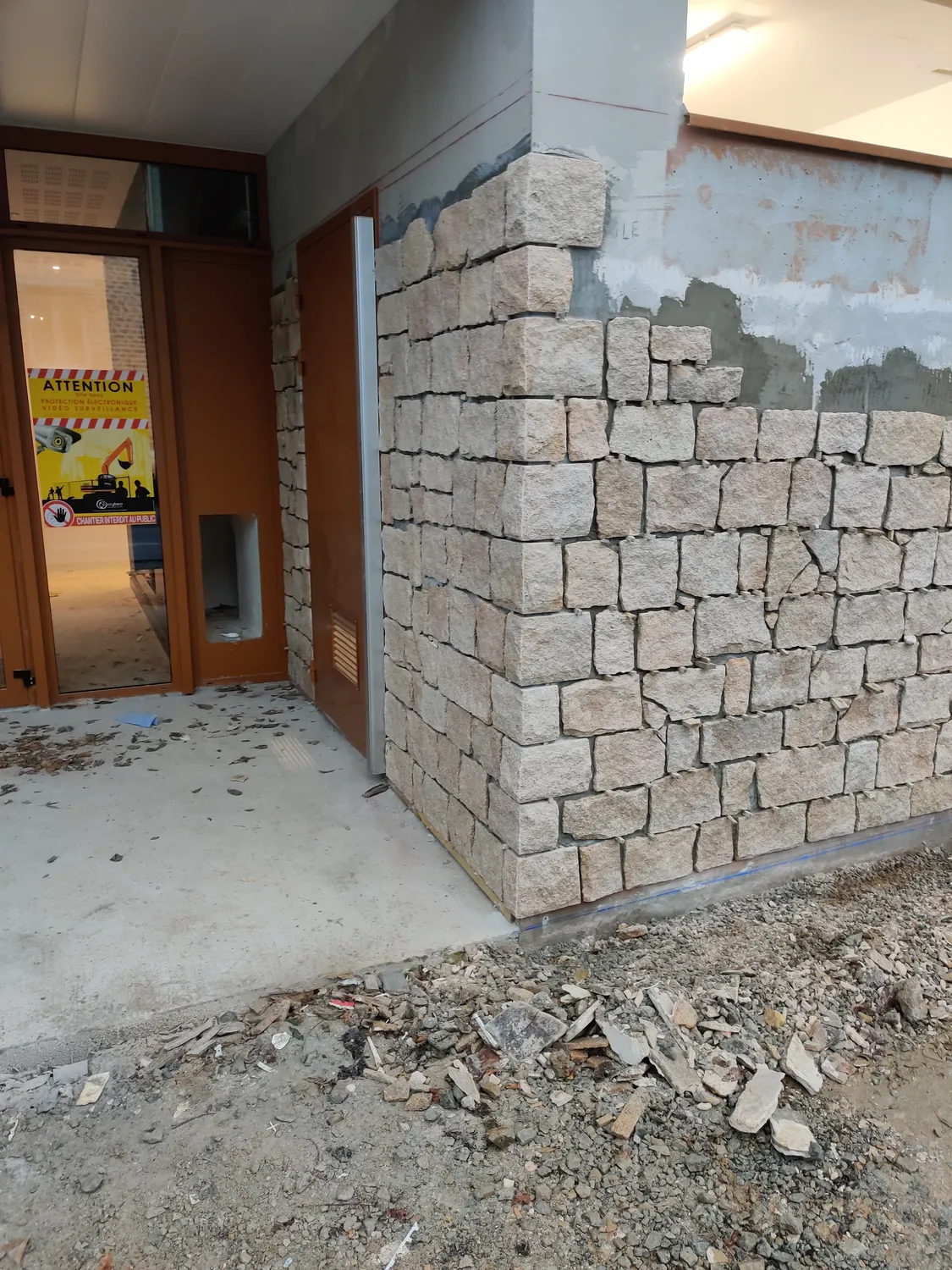 demoussage toiture vern sur seiche